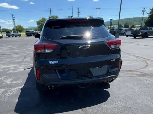 Used 2023 Chevrolet TrailBlazer RS w/ Sun and Liftgate Package AWD/4WD image 7