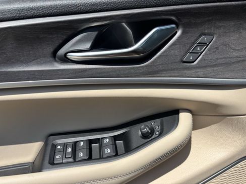 New 2026 Jeep Grand Cherokee L Limited RWD image 21
