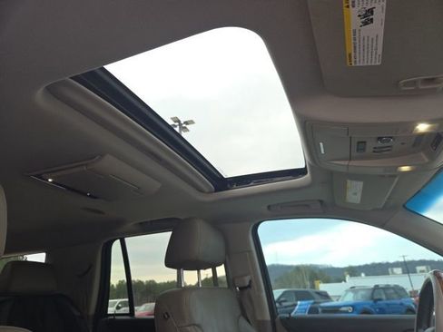 Used 2015 Chevrolet Tahoe LTZ image 11