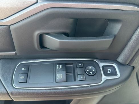 Used 2024 RAM 2500 Tradesman AWD/4WD image 13