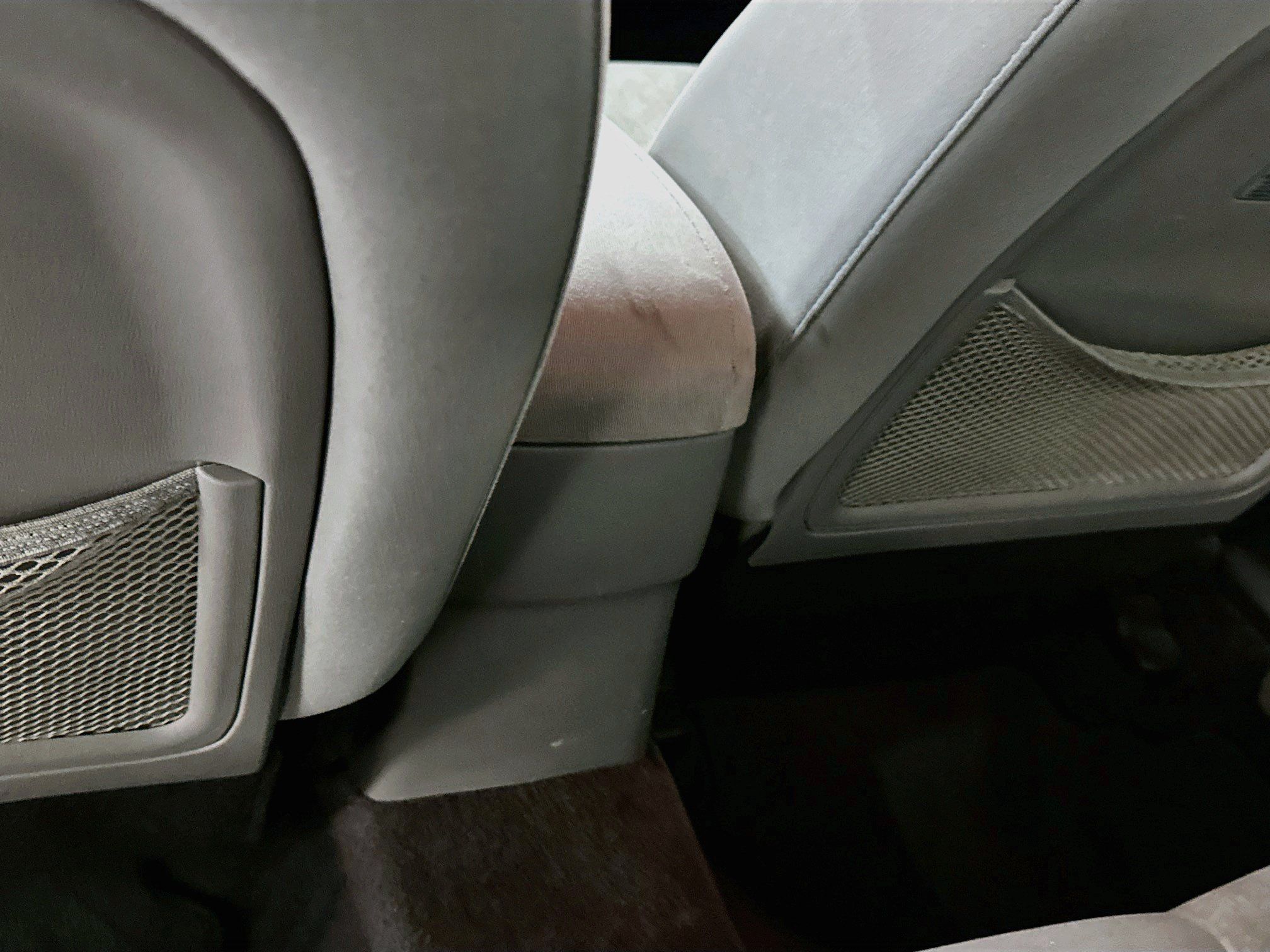 Used 2010 Hyundai Elantra SE FWD image 26