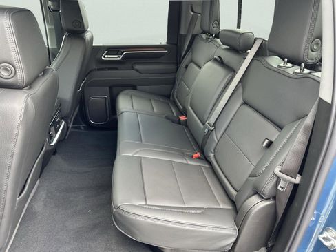 New 2026 GMC Sierra 2500 Denali w/ Denali Reserve Package AWD/4WD image 18