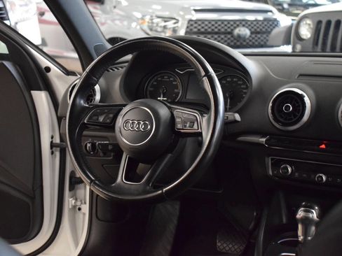 Used 2017 Audi A3 e-tron Premium image 41