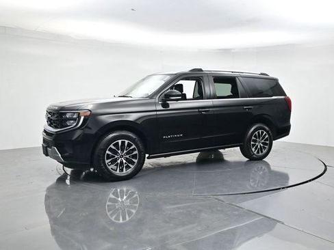 Certified 2025 Ford Expedition Platinum AWD/4WD image 5