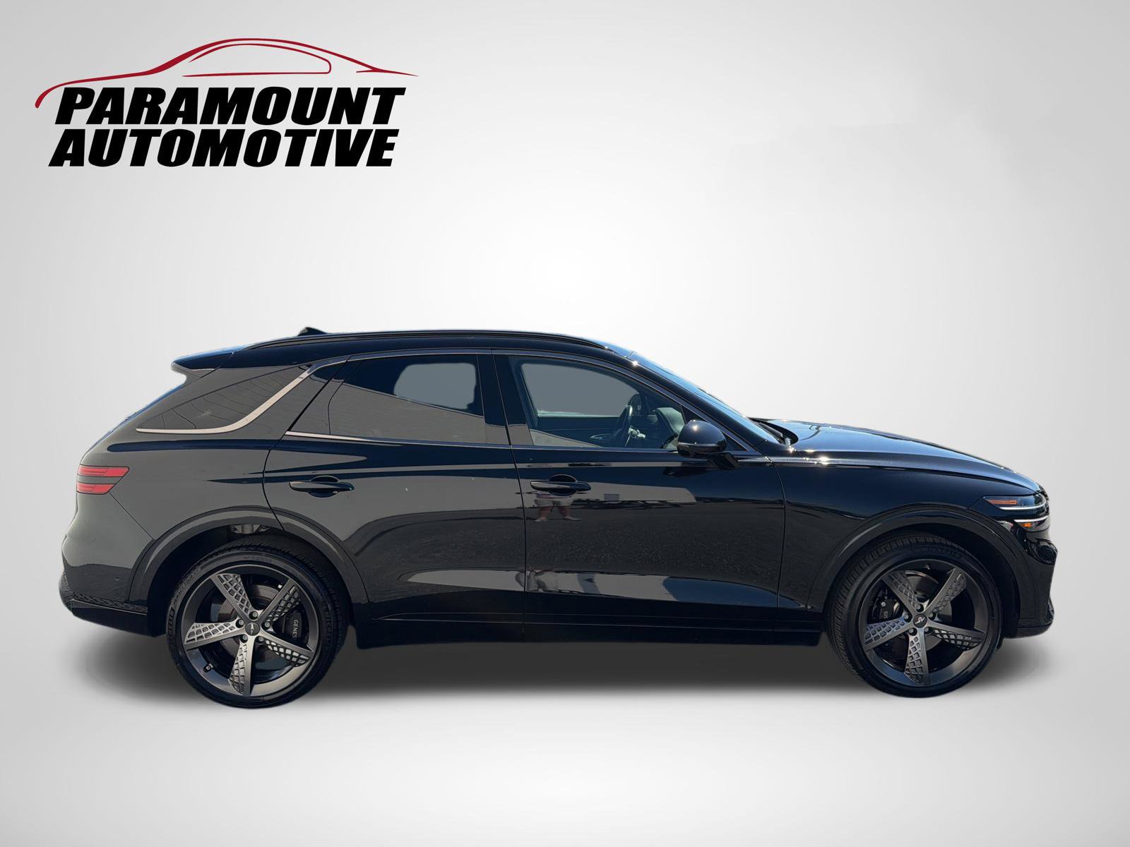 Used 2025 Genesis GV70 3.5T Sport w/ Sport Prestige Package AWD/4WD image 7