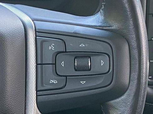 Certified 2022 GMC Yukon Denali image 9