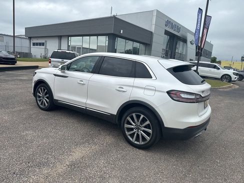 Used 2019 Lincoln Nautilus Select FWD image 10