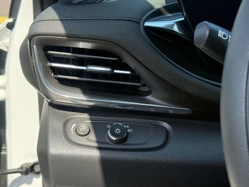 Used 2026 Buick Envista Preferred FWD image 15