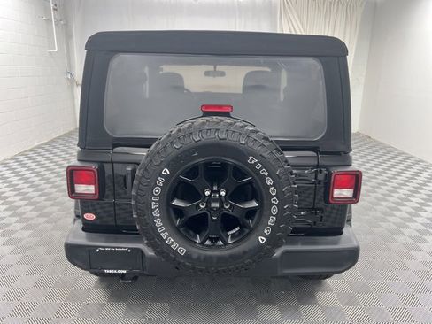 Used 2021 Jeep Wrangler Sport image 7
