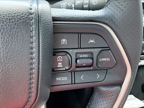 Used 2026 Toyota 4Runner SR5 AWD/4WD image 22