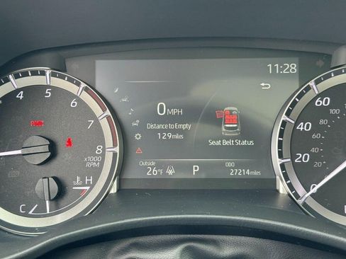 Used 2023 Toyota Highlander XLE image 21