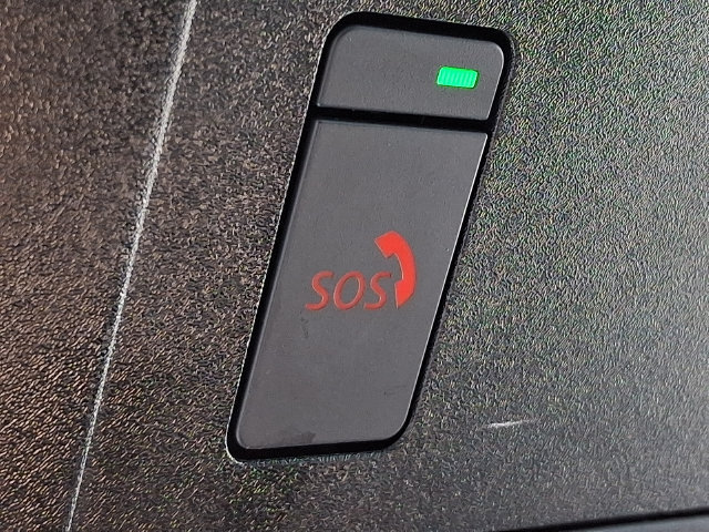 Used 2025 Nissan Altima 2.5 SV FWD image 25