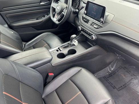 Used 2021 Nissan Altima 2.5 SR image 16
