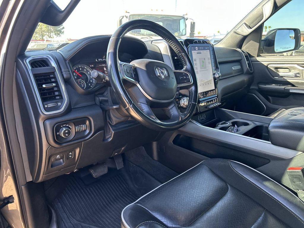 Used 2022 RAM 1500 Laramie w/ Sport Appearance Package AWD/4WD image 8