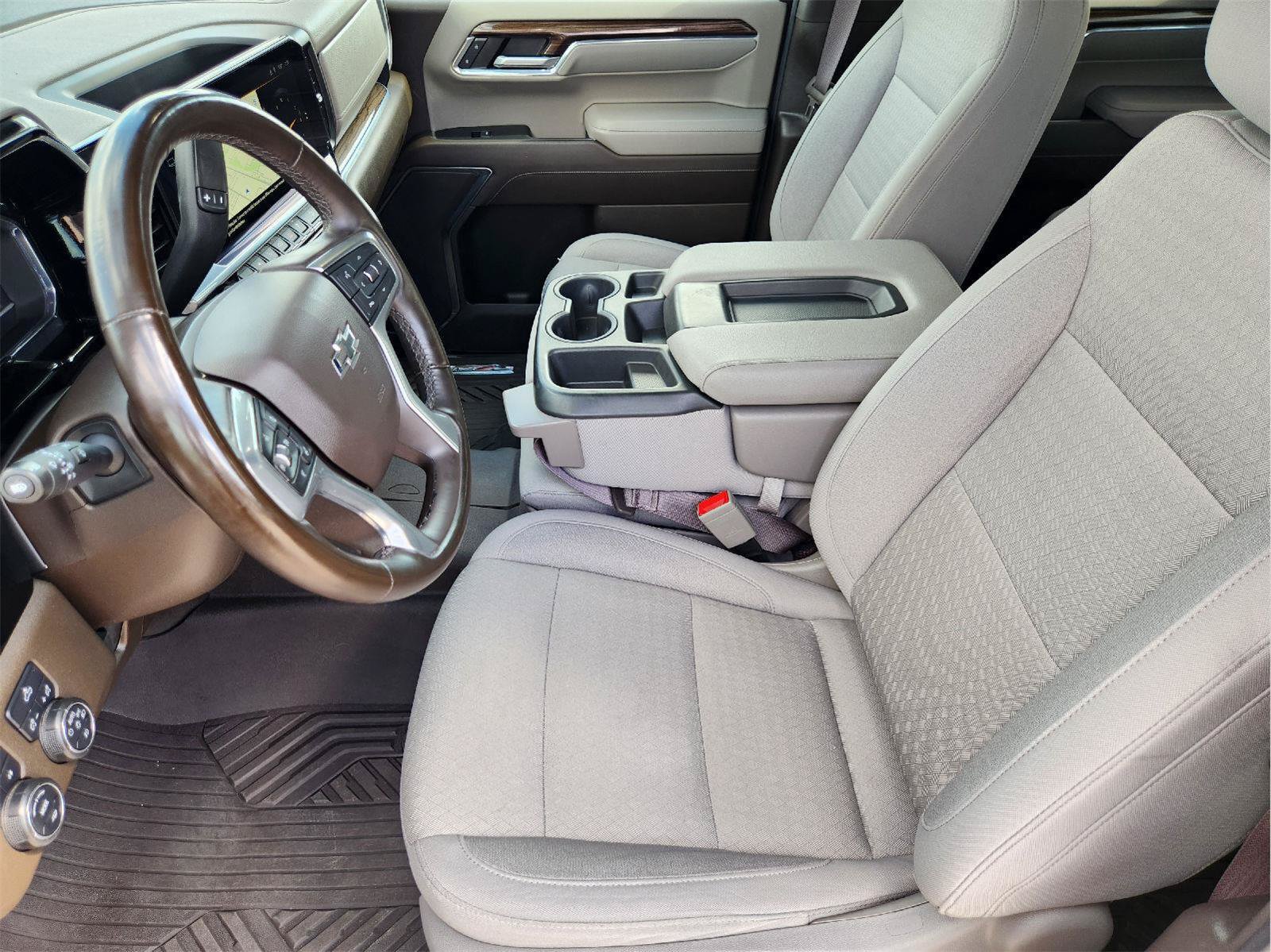Used 2024 Chevrolet Silverado 1500 RST AWD/4WD image 13