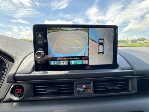 New 2025 Honda Pilot TrailSport image 19