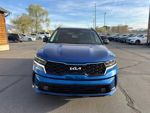Used 2022 Kia Sorento SX AWD/4WD image 2
