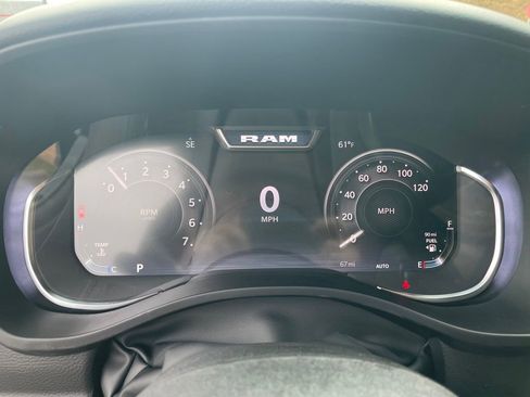 New 2026 RAM 1500 4x4 Crew Cab image 14