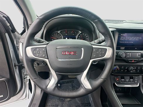 Used 2020 GMC Terrain SLT w/ Preferred Package image 11