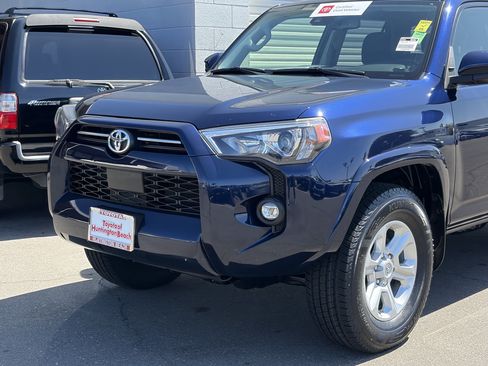 Certified 2024 Toyota 4Runner SR5 AWD/4WD image 7