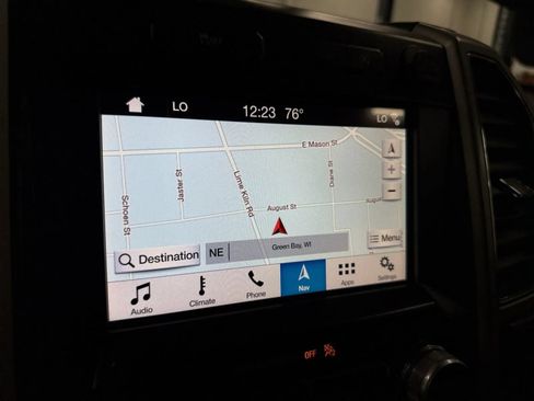 Used 2019 Ford F150 Lariat w/ Equipment Group 502A Luxury AWD/4WD image 11