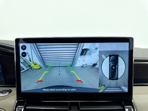 Used 2022 Lincoln Navigator Reserve image 8