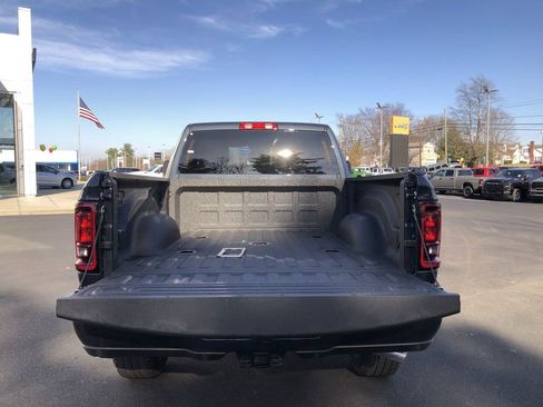 New 2026 RAM 2500 Big Horn AWD/4WD image 17