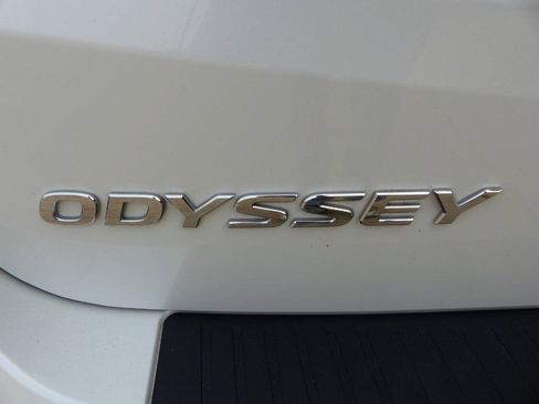Used 2025 Honda Odyssey EX-L image 9