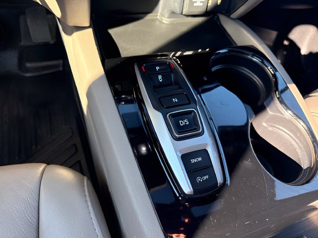 Used 2017 Honda Pilot Touring image 14
