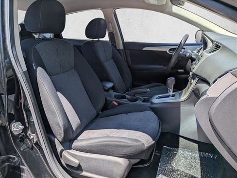 Used 2014 Nissan Sentra SV FWD image 18