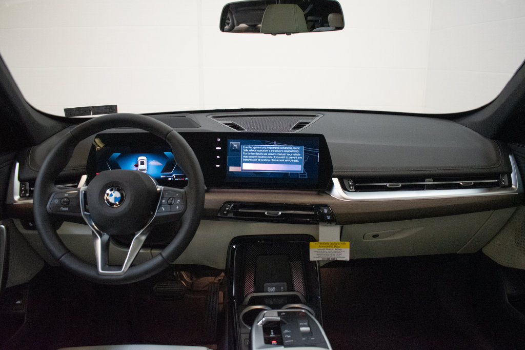 New 2027 BMW X1 xDrive28i AWD/4WD image 11