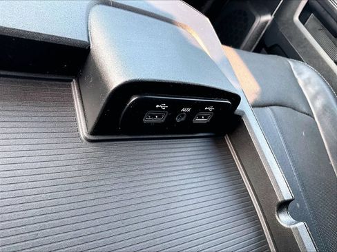 Used 2018 RAM 1500 Rebel w/ Luxury Group AWD/4WD image 33