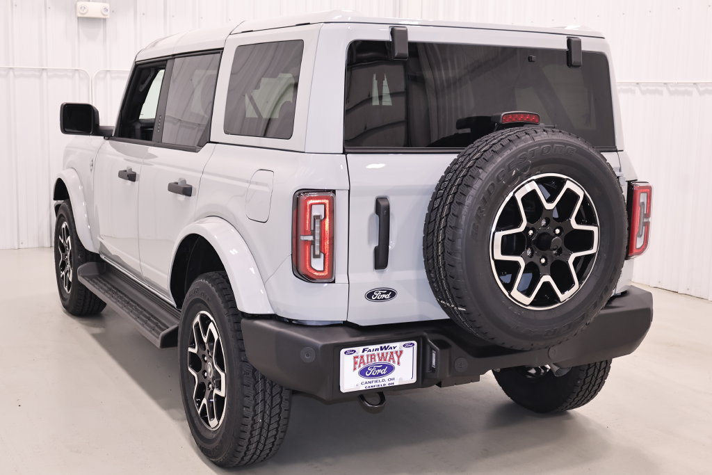 New 2026 Ford Bronco Outer Banks AWD/4WD image 7