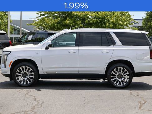 Used 2025 Cadillac Escalade Premium Luxury Platinum AWD/4WD image 30