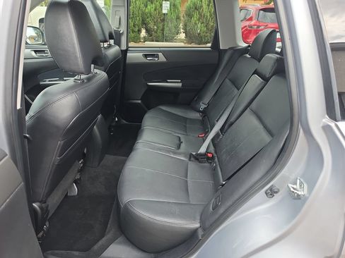 Used 2012 Subaru Forester 2.5X Limited AWD/4WD image 22