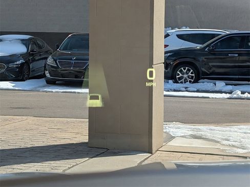 Used 2024 Chevrolet Tahoe High Country w/ Advanced Technology Package image 35