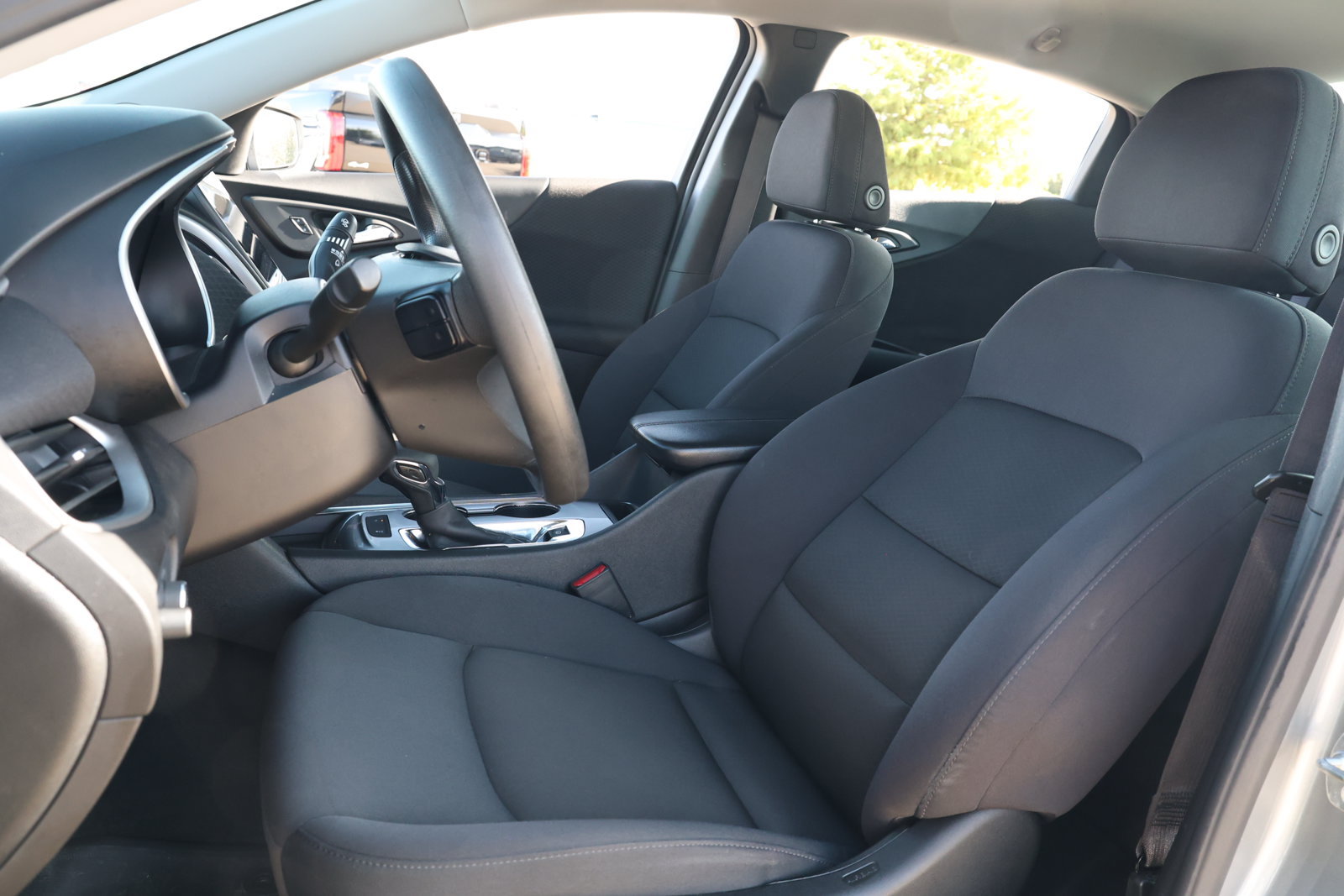 Used 2025 Chevrolet Malibu LT FWD image 27
