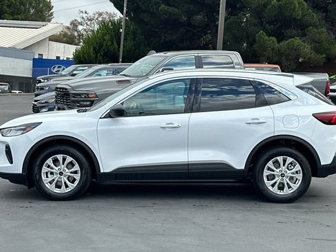 Used 2024 Ford Escape Active FWD image 7