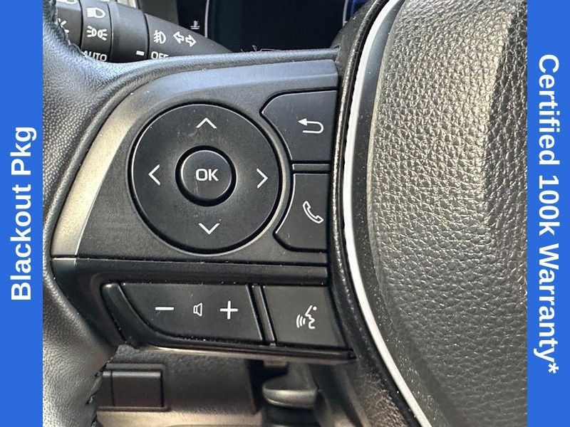 Used 2025 Toyota Corolla XSE FWD image 15
