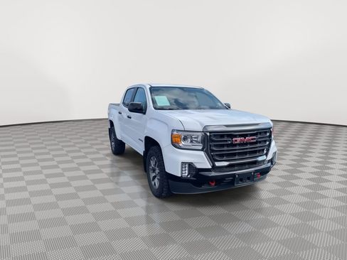 Used 2022 GMC Canyon AT4 w/ Trailering Package image 3