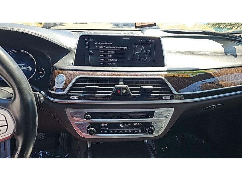 Used 2017 BMW 740i RWD image 22