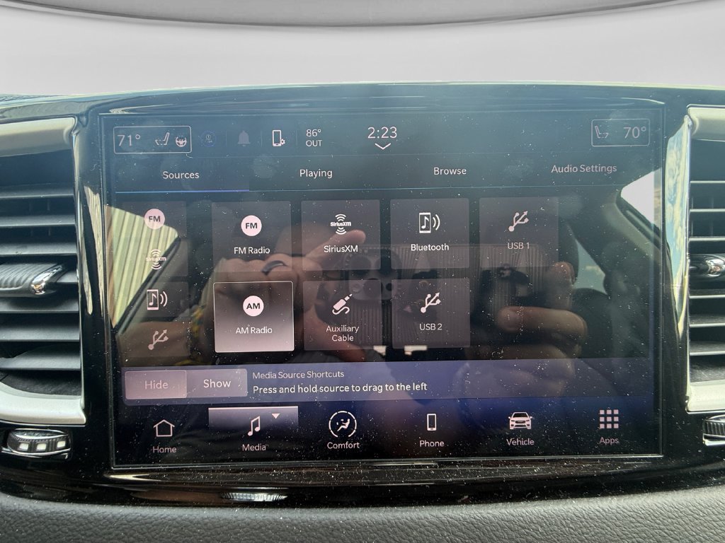 Used 2024 Chrysler Pacifica Touring-L FWD image 25