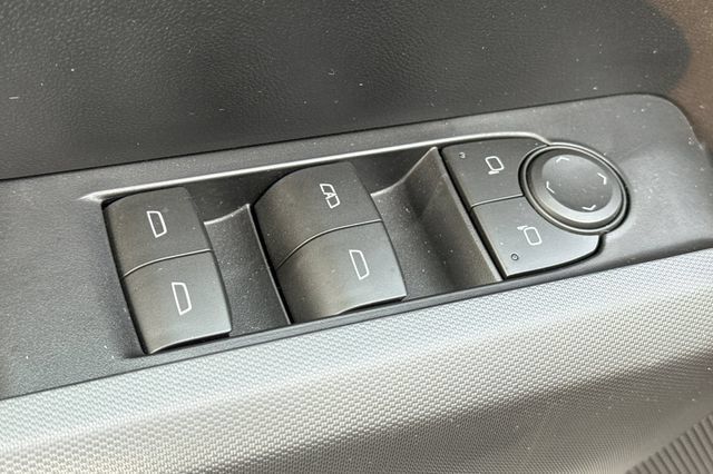 New 2026 Chevrolet Colorado LT RWD image 18