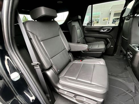 Used 2024 Chevrolet Tahoe Z71 w/ Z71 Off-Road Package image 23