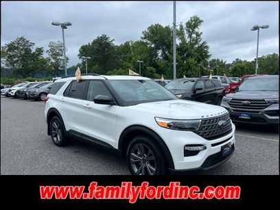 Certified 2022 Ford Explorer XLT w/ Equipment Group 202A