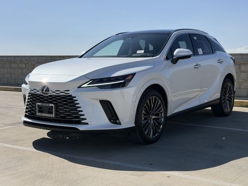 New 2026 Lexus RX 450h AWD image 6