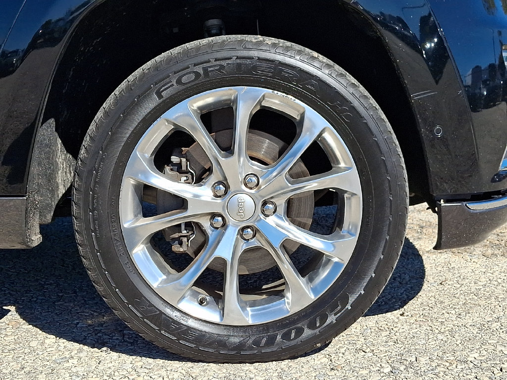 Used 2019 Jeep Grand Cherokee Summit AWD/4WD image 8