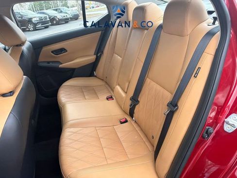 Used 2025 Nissan Sentra SV w/ SV Premium Package image 7