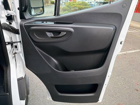 Used 2020 Mercedes-Benz Sprinter 3500 image 24