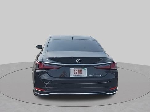 Used 2024 Lexus ES 250 w/ Premium Package AWD/4WD image 9